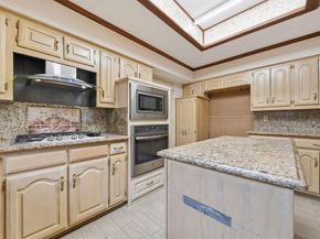 10211  Shadow Way , Dallas Texas 75243