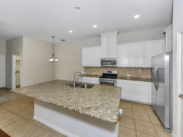 679  Emily Lane , Richardson Texas 75081