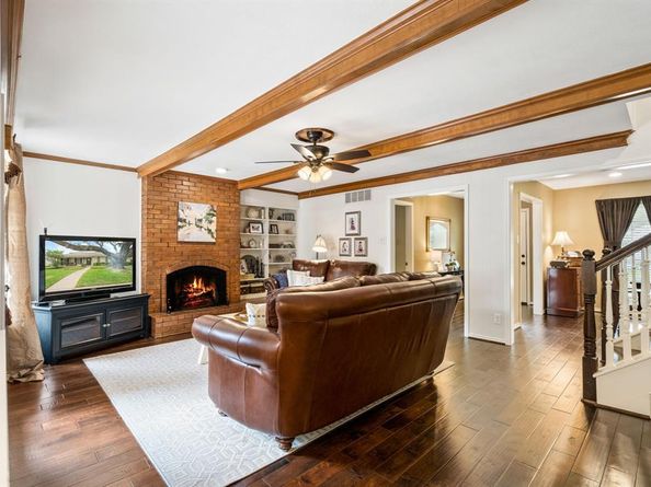 7731  La Sobrina Drive , Dallas Texas 75248