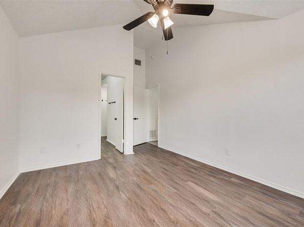 4911  Clover Haven Street , Dallas Texas 75227