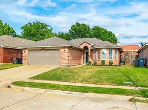 2956  Timber Creek Trail , Fort Worth Texas 76118