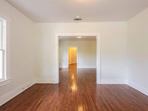 1212  Hawthorne Avenue , Fort Worth Texas 76110