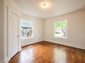 1212  Hawthorne Avenue , Fort Worth Texas 76110