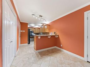 819  Del Mar Lane , Arlington Texas 76012
