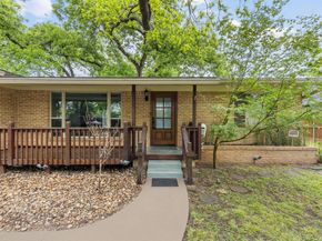 819  Del Mar Lane , Arlington Texas 76012