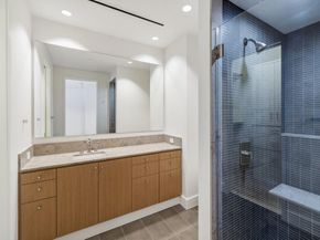 2408  Victory Park Lane  1036, Dallas Texas 75219