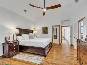 100 N Edgewater Drive , Highland Village Texas 75077