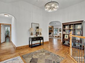 100 N Edgewater Drive , Highland Village Texas 75077