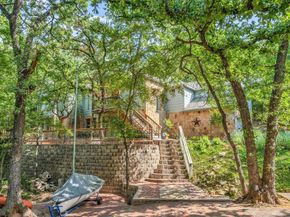 100 N Edgewater Drive , Highland Village Texas 75077