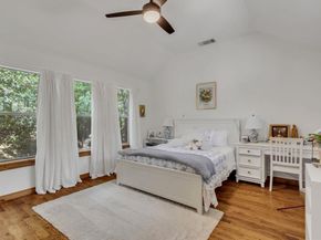 100 N Edgewater Drive , Highland Village Texas 75077