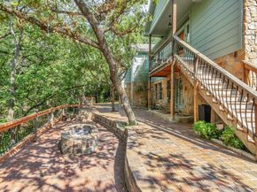 100 N Edgewater Drive , Highland Village Texas 75077