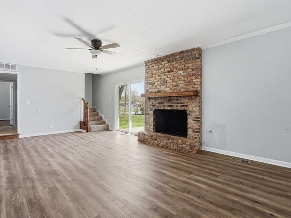 13460  Mill Grove Lane , Dallas Texas 75240