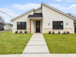 2434  Iroquois Street , Dallas Texas 75212