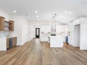 2434  Iroquois Street , Dallas Texas 75212