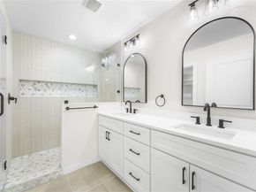 2434  Iroquois Street , Dallas Texas 75212