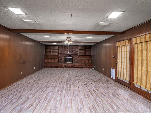 4557  Dee Lane , Haltom City Texas 76117