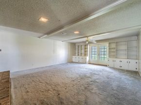 2904  Lakewood Drive , Denton Texas 76207
