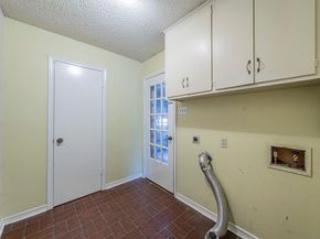 2904  Lakewood Drive , Denton Texas 76207