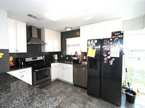 905  Bluebonnet Lane , Mesquite Texas 75149