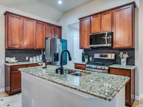 1637  Spanish Moss Way , Savannah Texas 76227