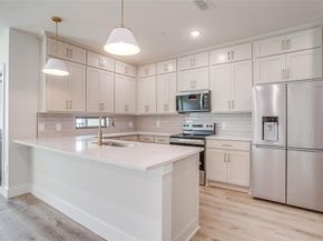 408  Foch Street  301, Fort Worth Texas 76107