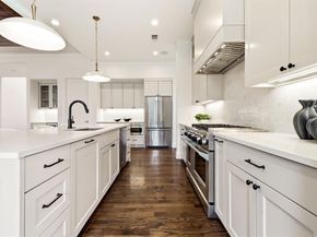 6726  Park Lane , Dallas Texas 75225