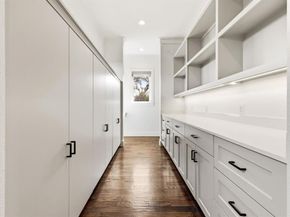 6726  Park Lane , Dallas Texas 75225