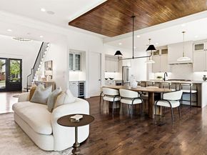 6726  Park Lane , Dallas Texas 75225