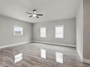 1914  Leath Street , Dallas Texas 75212