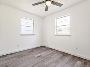 3712  Saint Louis Avenue , Fort Worth Texas 76110