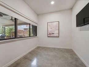 3938  Lively Lane , Dallas Texas 75220