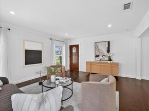 5626  Mccommas Boulevard , Dallas Texas 75206