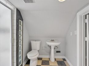 5626  Mccommas Boulevard , Dallas Texas 75206