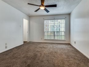 5981  Arapaho Road  1607, Dallas Texas 75248