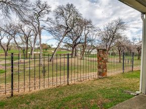 5981  Arapaho Road  1607, Dallas Texas 75248