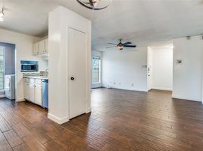 5981  Arapaho Road  1607, Dallas Texas 75248