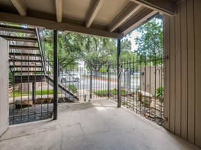 5234  Fleetwood Oaks Avenue  120, Dallas Texas 75235