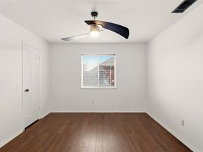 321  Hunters Creek Drive , Mesquite Texas 75150