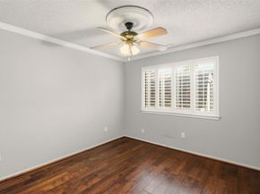 321  Hunters Creek Drive , Mesquite Texas 75150