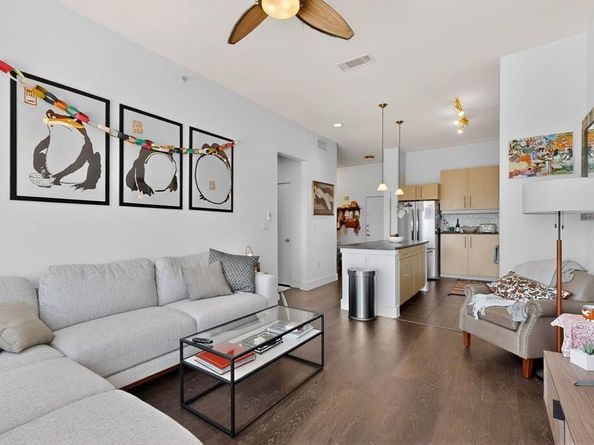 4414  Cedar Springs Road  318, Dallas Texas 75219