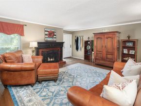 5915  Copperwood Lane  1141, Dallas Texas 75248