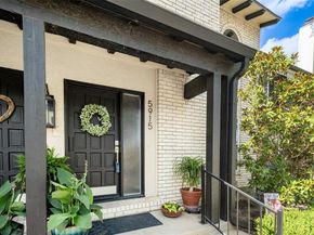 5915  Copperwood Lane  1141, Dallas Texas 75248