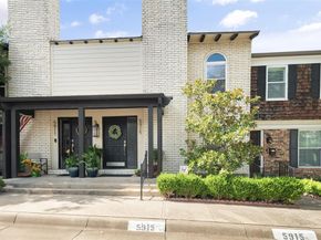 5915  Copperwood Lane  1141, Dallas Texas 75248