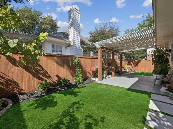 700  Summer Moon Court , Irving Texas 75063