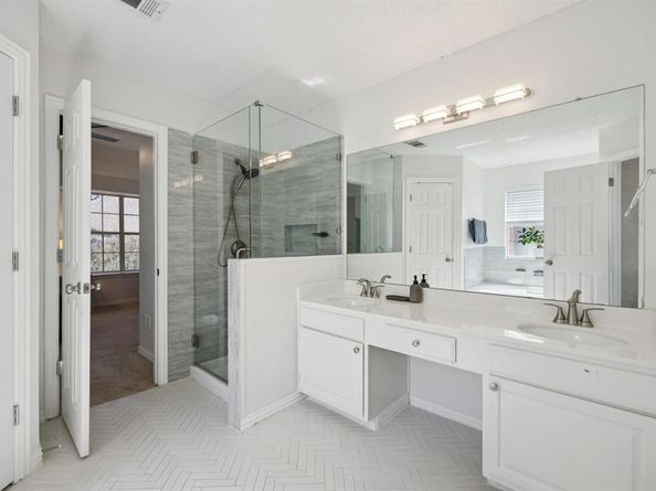 700  Summer Moon Court , Irving Texas 75063