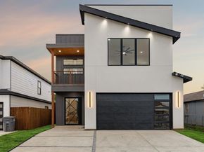 4031  Brundrette Street , Dallas Texas 75212