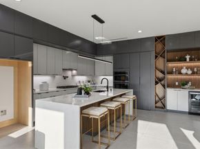 4031  Brundrette Street , Dallas Texas 75212