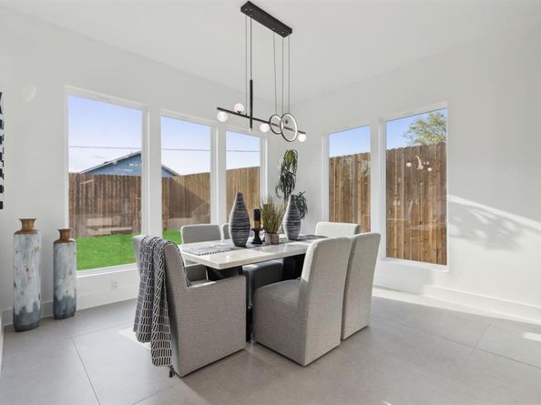 4031  Brundrette Street , Dallas Texas 75212