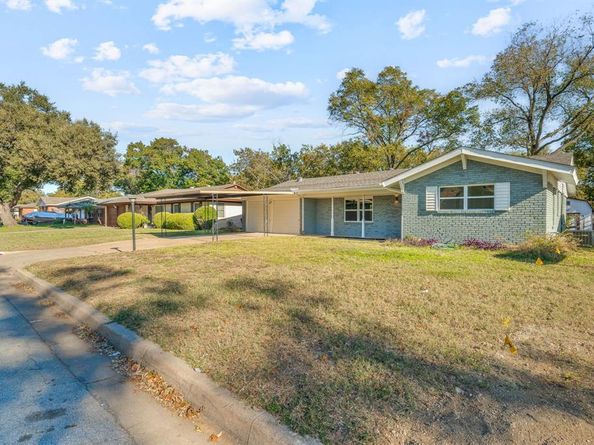 5465  wayside Avenue , Fort Worth Texas 76134