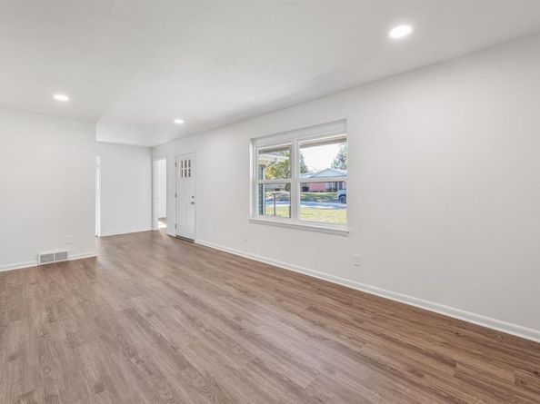 5465  wayside Avenue , Fort Worth Texas 76134